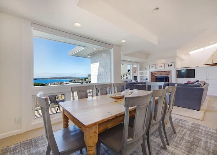 Harbour House