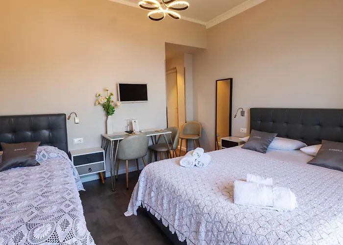 Athena Charming Rooms
