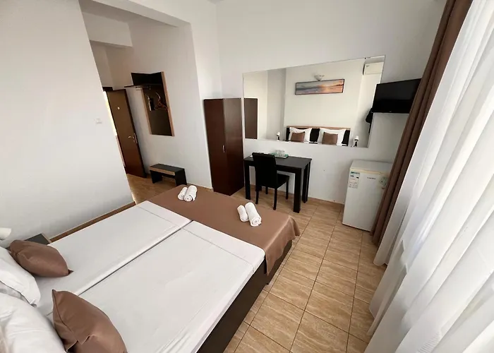 Hotel Cosmos