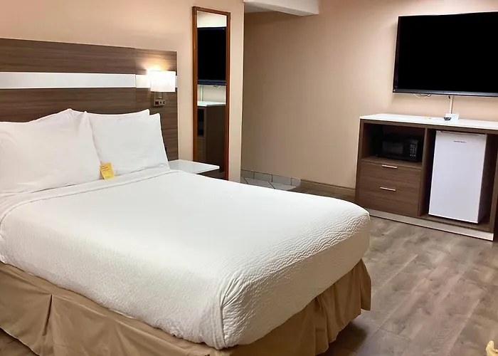 Days Inn By Wyndham Fredericton