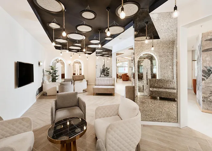 Annabella Park Hotel