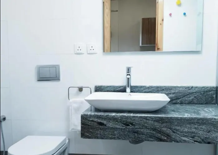 Spar Serviced Apartments- سيبار للشقق المخدومة