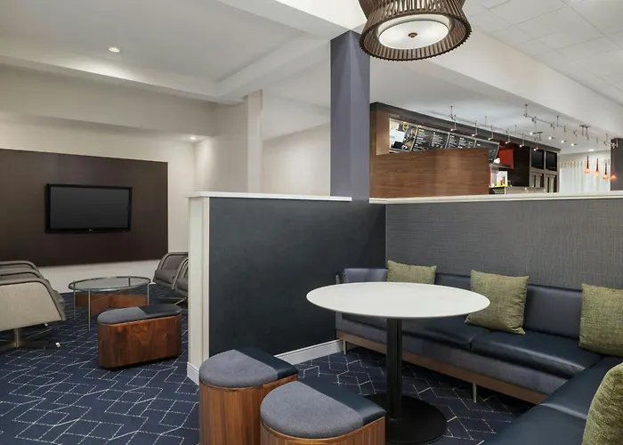 Courtyard By Marriott Dallas-Fort Worth/Bedford