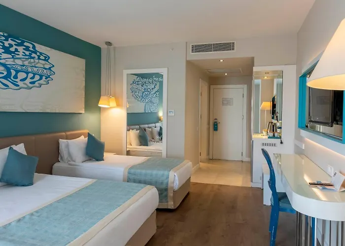 Seashell Resort Hotel & Spa