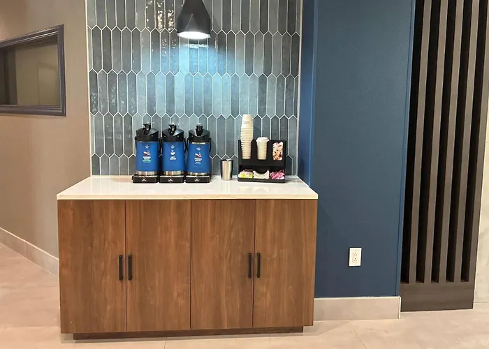 La Quinta Inn & Suites By Wyndham Duluth-Atlanta