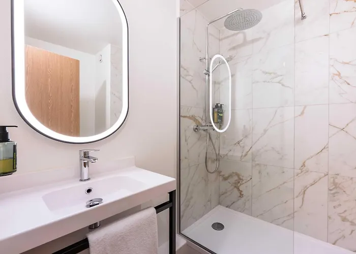 B&B Hotel Lille Roubaix Centre Grand-Place