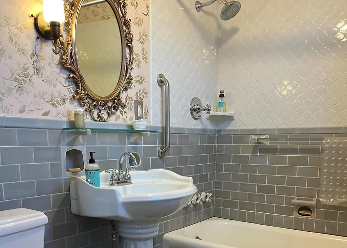 Munroe Inn Boutique Hotel Auburn
