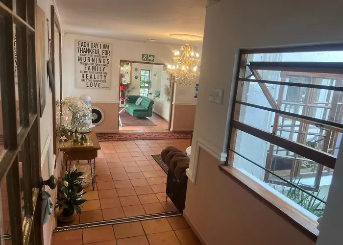 Muco Guest House