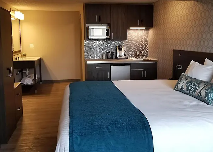 The Hotel Y, A Dazzler Select By Wyndham