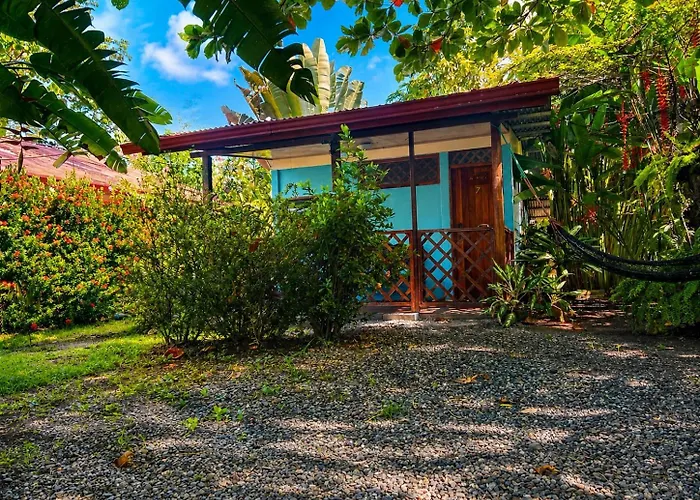 Ballena Oasis Homes & Glamping