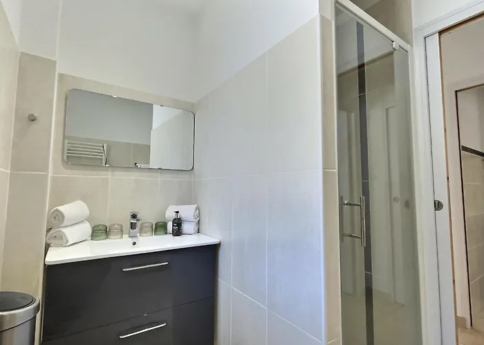 Logis Hotel Du Cygne