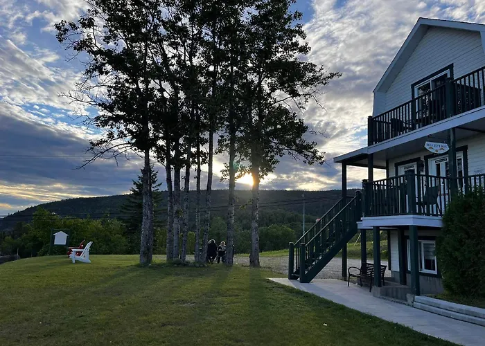 Hotel Sous La Croix 152725 Tadoussac