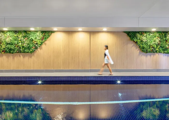 Meriton Suites Campbell Street, Sydney