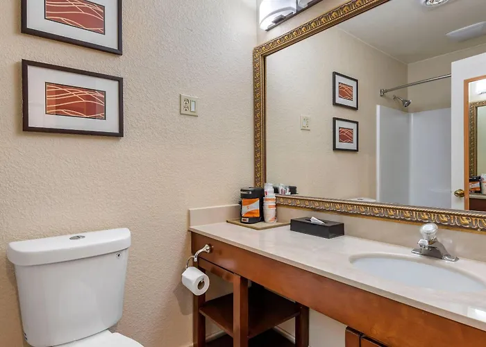 Comfort Inn & Suites Klamath Falls