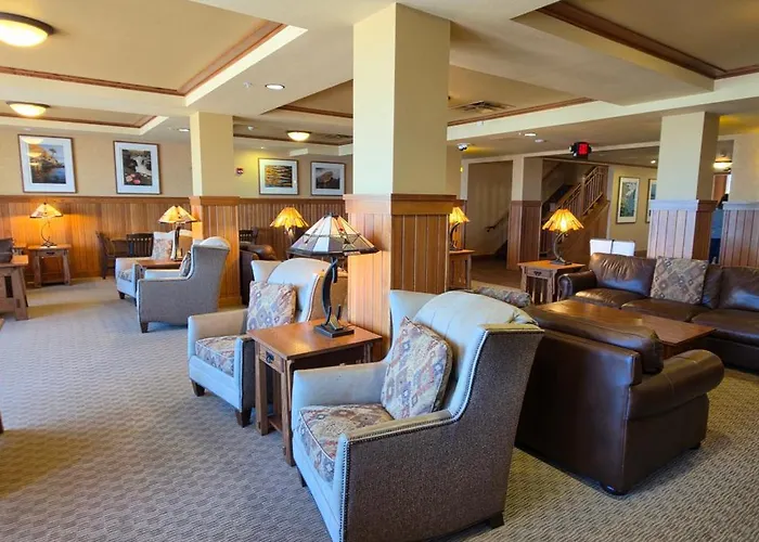 Canal Park Lodge