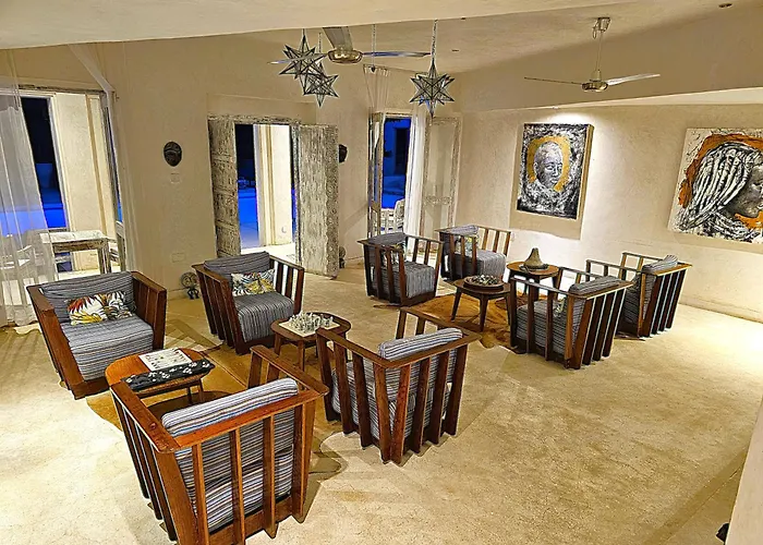 The Villa Luxury Suites Hotel