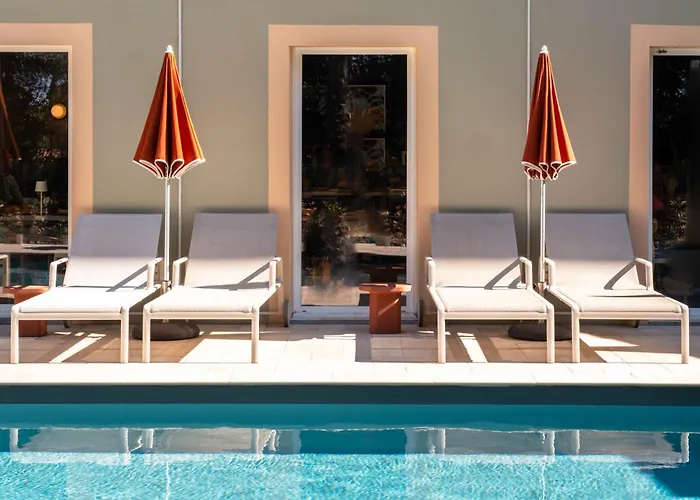 Logis Hotel De Port D'Alon - St Cyr Sur Mer