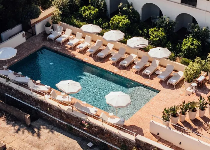 Chateau De Theoule Hotel & Spa