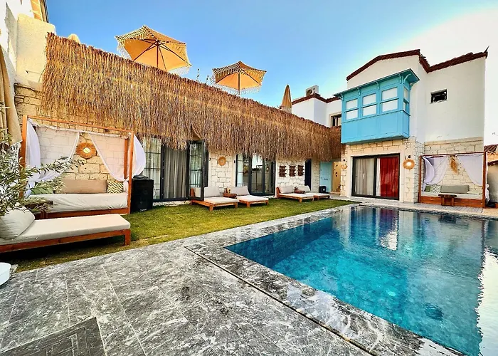 Paradise Hotel Alacati