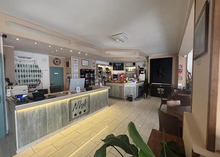 Nuovo hotel ANTHISA