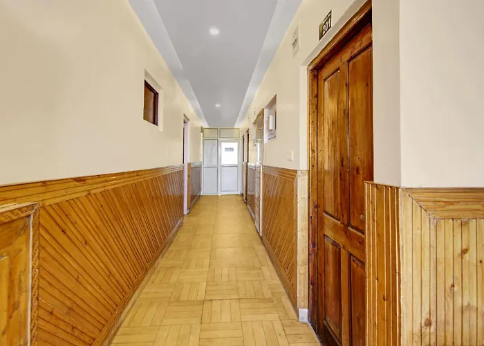 Oyo Flagship The Green Park Shimla