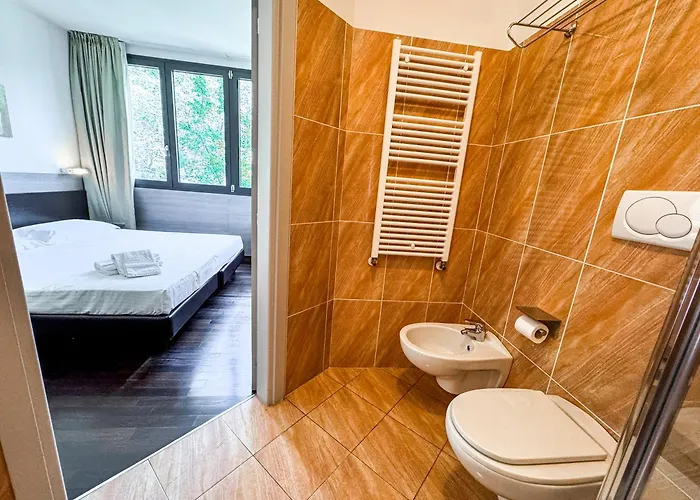 Continental Urban Art Hotel