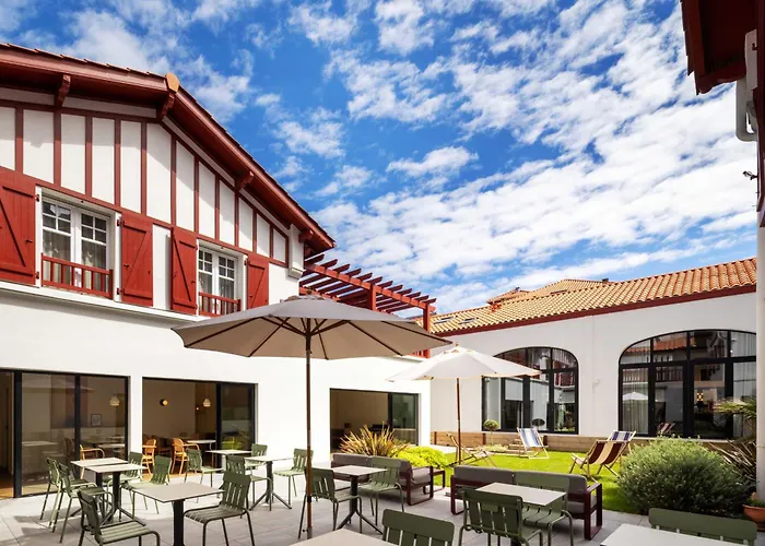 Hotel Kemaris