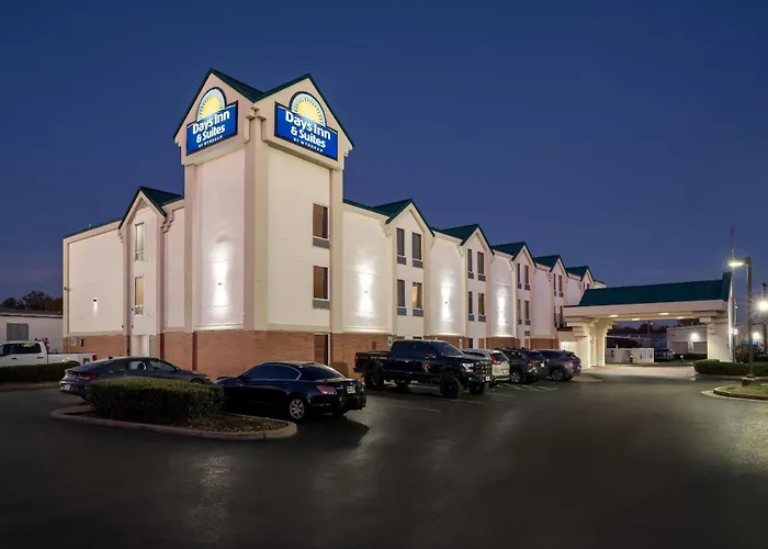 Days Inn & Suites By Wyndham Ridgeland