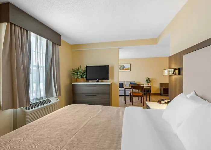 Quality Inn & Suites Bellville - Mansfield