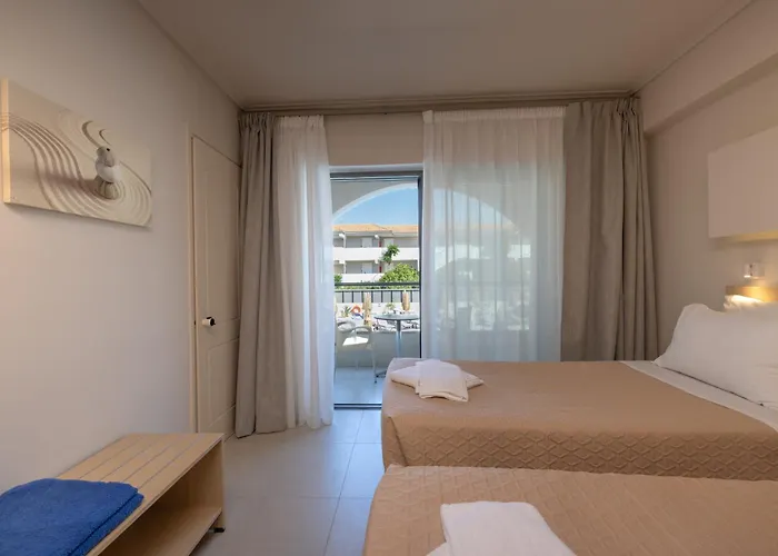 Roseland Hotel