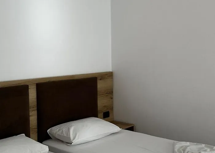 Hotel Athina