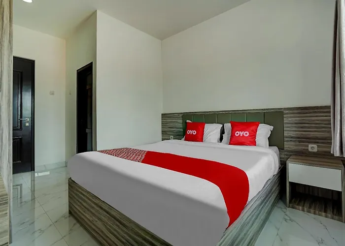 Oyo Capital O 90164 La'Rissa Residence