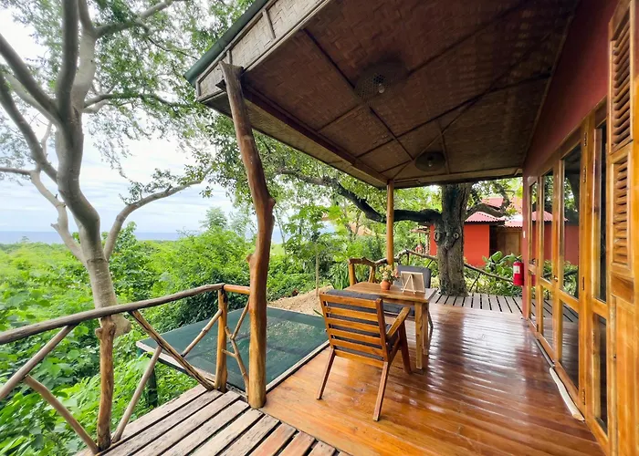 Nakabalo Guesthouse & Restaurant