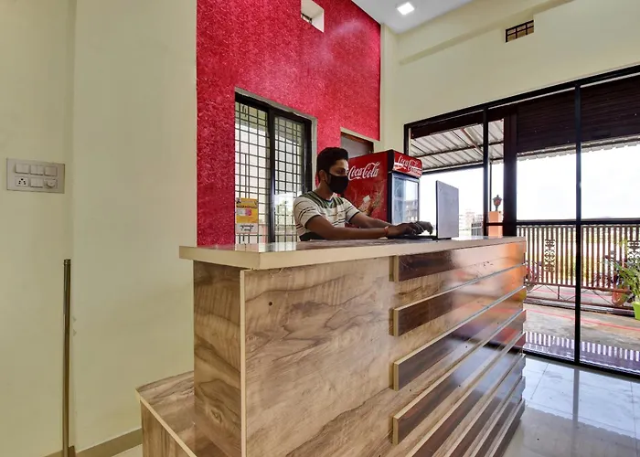 Oyo Flagship Jamtha Hotel Guest House
