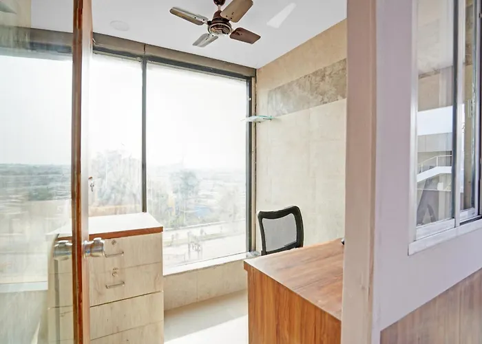 Hotel O Anant