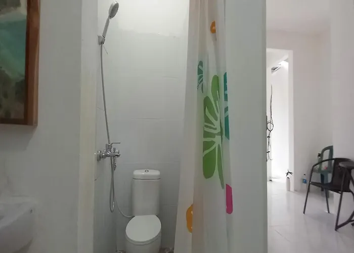 Oyo 90974 Homestay Golo Koe Sejahtera