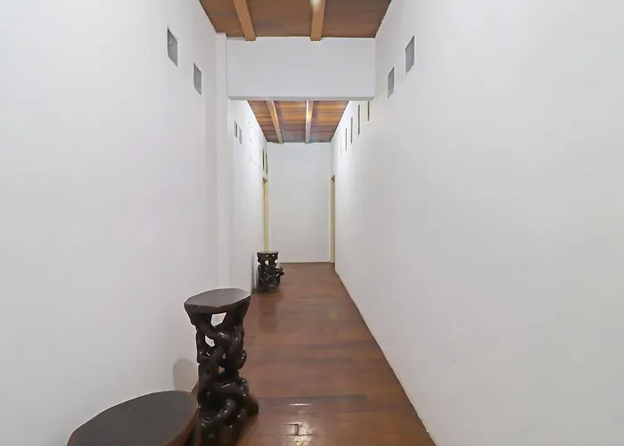 Oyo 91807 Kemalasari Guesthouse