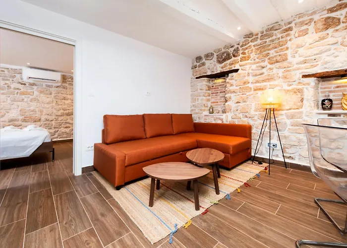 Villa Nea Seaview! Deluxe Apartments In Old Town!
