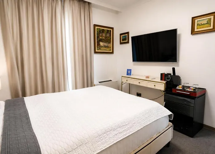 The Square Hotel