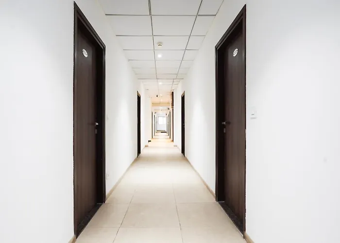 Super Townhouse Central Bazar Road Ramdaspeth