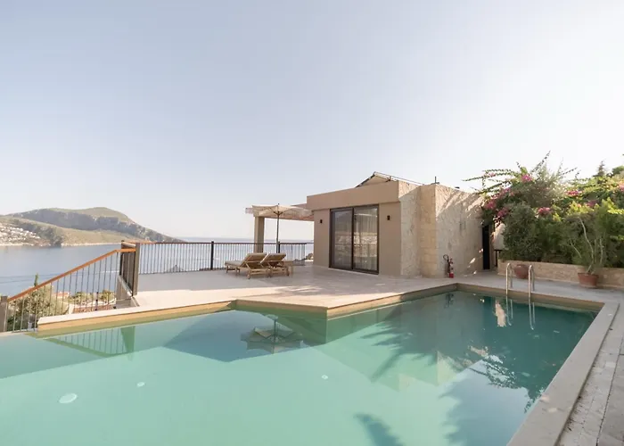 Asfiya Sea View Hotel