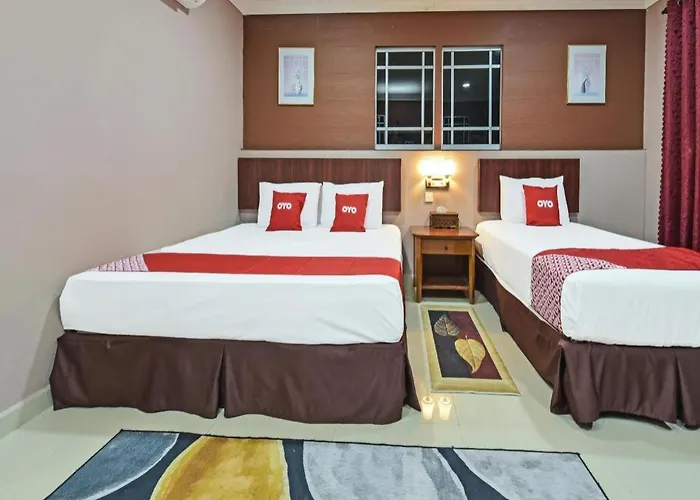 Oyo 90642 Twin Mutiara Chalet & Homestay