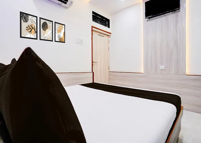 Hotel O Savera Lodging