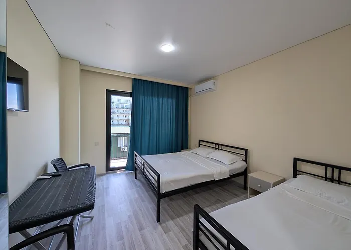 Compass Hotel
