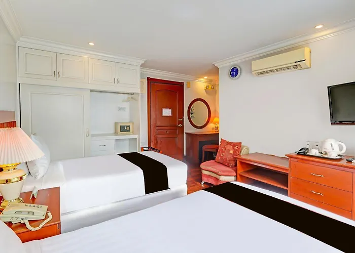 Vip Hostel, Near Pnr Pasay Evangelista, Makati Manila