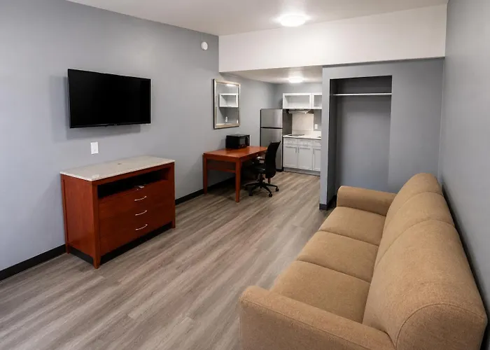 Sunwestern Suites