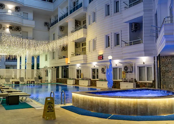 Club Efes Otel