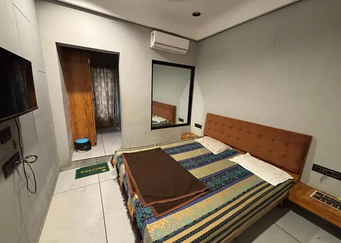 Shree Hariraj Guest House