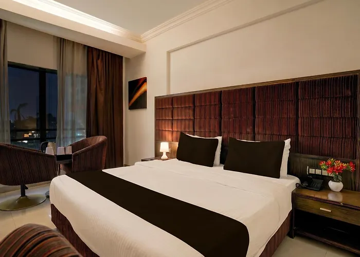 Super Townhouse Bharuch Near Railway Station Formerly Hotel Kohinoor