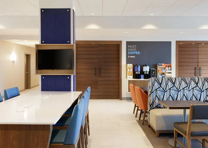 Holiday Inn Express & Suites Huntsville Northeast By Ihg